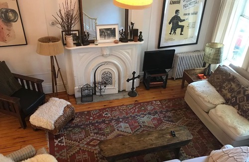 Gowanus Maison | Sunny, charming duplex in best Brooklyn 'hood