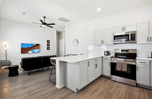 Casa Grande Appartement | Sunny Contemporary Home in Canopy at Cottonwood
