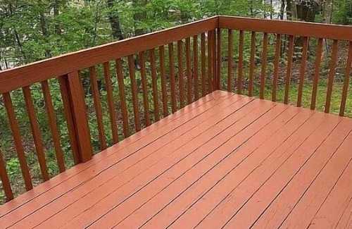 Waterbury Maison | Sunny/Cozy Home w/ Garage and Deck. Minutes from Everything, Family-friendly