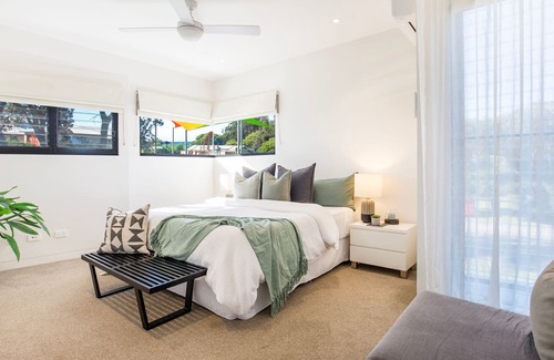 Shoalhaven Heads Maison | Sunny Daze - Direct Beach Access