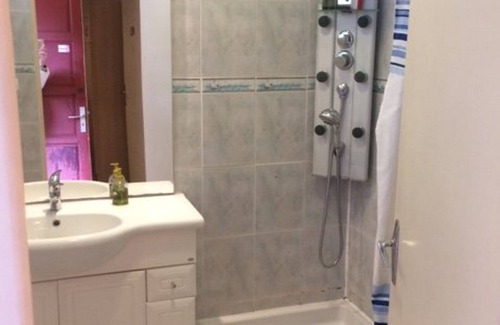 Amelie-les-Bains-Palalda Appartement | Appartement F3 avec balcon exposé sud, 2 chambres, proche commodités à Amélie-les-Bains