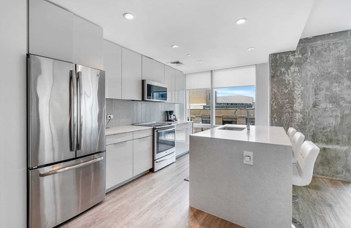Fenway–Kenmore Appartement | Sunny Gorgeous 2bed 2bath Apt middle of Fenway