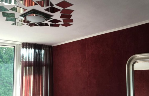 Nieuw-West Maison | Sunny Guesthouse