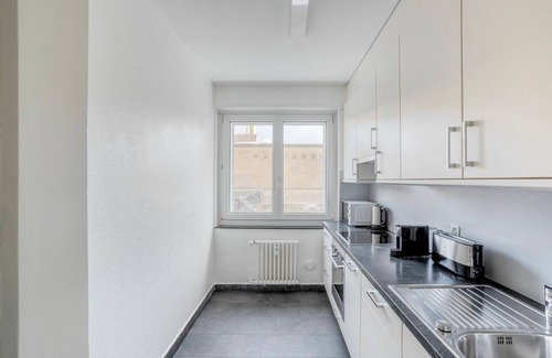 Gundeldingen Appartement | Sunny Gundeldingen 2BR w/ Storage, 5 min to Train, by Blueground