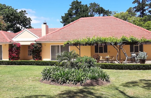 Somerset West Maison | Maison de vacances ensoleillée pour se détendre, grand jardin, piscine et vue Helderberg