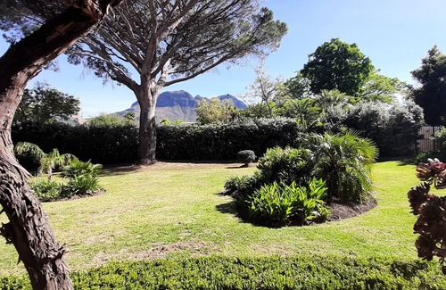 Somerset West Maison | Maison de vacances ensoleillée pour se détendre, grand jardin, piscine et vue Helderberg