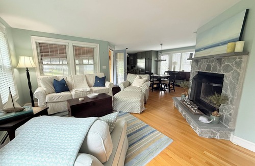 Kennebunkport Maison | Sunny Lighthouse - Goose Rocks