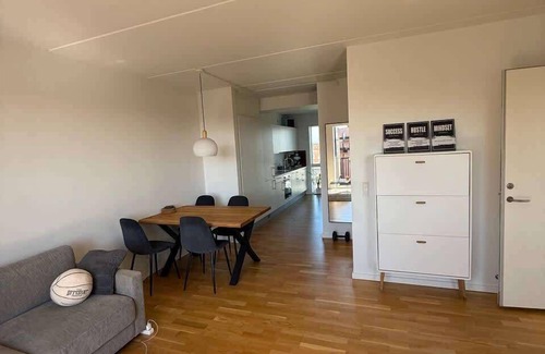 Copenhagen SV Appartement | Sunny New apt in Valby