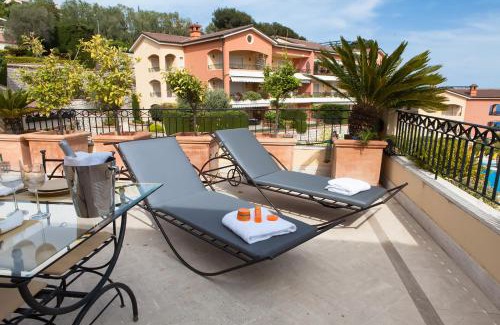 Eze Appartement | Sunny Panoramic Balcony