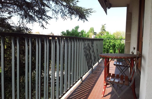 Les Viselets Appartement | Sunny quiet apt Bois de Vincennes for 2-5 pers during 2024 Paris Olympics