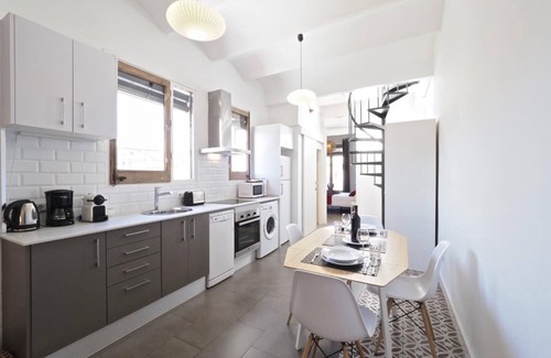 El Parc i la Llacuna del Poblenou Appartement | Sunny Rooftop Appartement