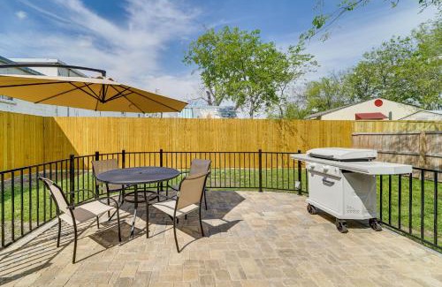 Uptown Maison | Sunny San Antonio Home Near Downtown Pets Welcome