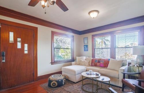 Golden Hill Maison | Sunny San Diego Golden Hill Home! Pet Friendly, near DT, Fully Stocked!