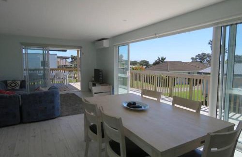 Coopers Beach Maison | Sunny Sands