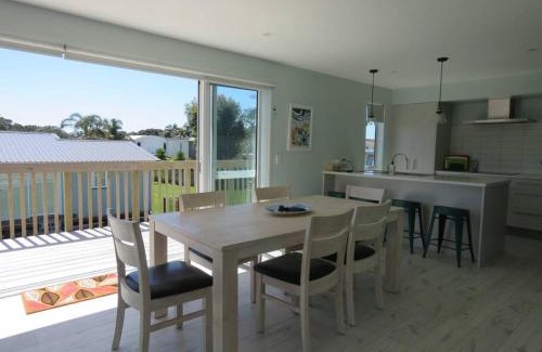 Coopers Beach Maison | Sunny Sands