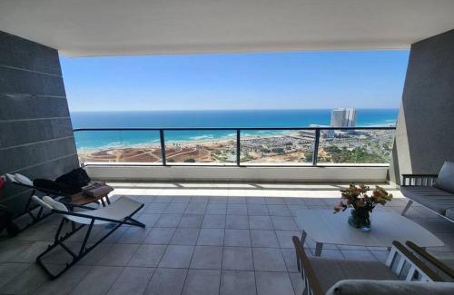 Bat Yam Appartement | Sunny Sea View 4B apt 29 floor