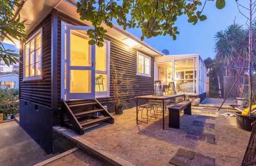 Paraparaumu Maison | Sunny Seaside Escape - Raumati South