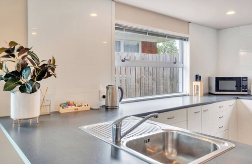 Pakuranga Heights Appartement | Ensoleillé Pakuranga Delight