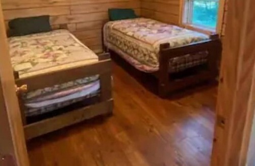 Ipava Cabine | Sunny Slope Cabinn
