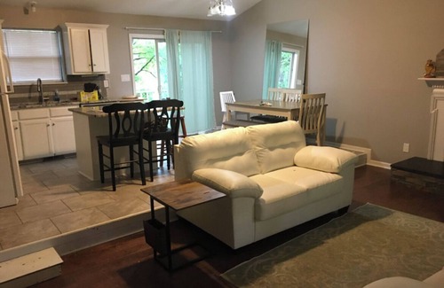 Fairfield Bay Maison | Sunny Stay in Fairfield Bay! 2 bedroom house with boat parking