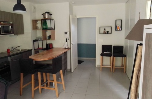 Audenge Appartement | Appartement T2 ensoleille, vue sur bois