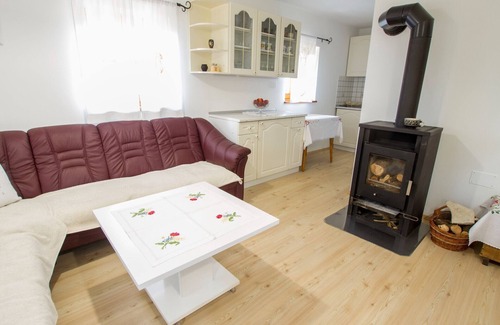 Brezice Maison | Sunny Two Bedroom Retreat in Beautiful Bizeljsko - Two Bedroom Country House