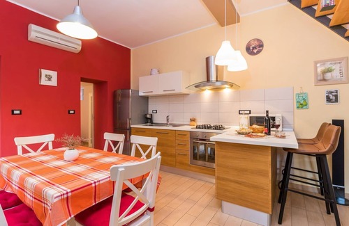 Valdebek Maison | Villa ensoleillée avec piscine privée et WiFi
