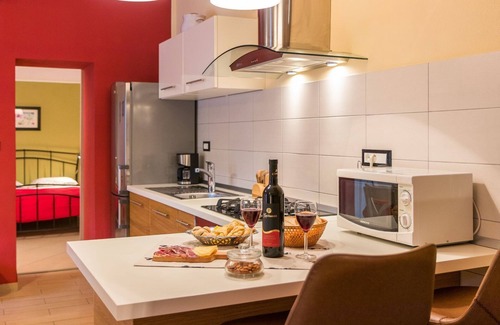 Valdebek Maison | Villa ensoleillée avec piscine privée et WiFi