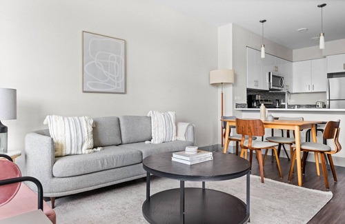 Walnut Creek Appartement | Sunny Walnut Creek 1BR w/ Gym, Pool & Spa, walk to BART, by Blueground