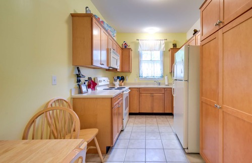 Summer Village Cottage | Wells Condo w / Pools, Tennis, Beach Trolley & More