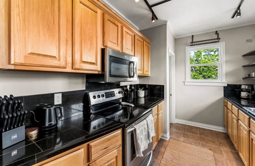 Edgewater Maison | Sunny West Denver Escape | Stylish 2BR Retreat