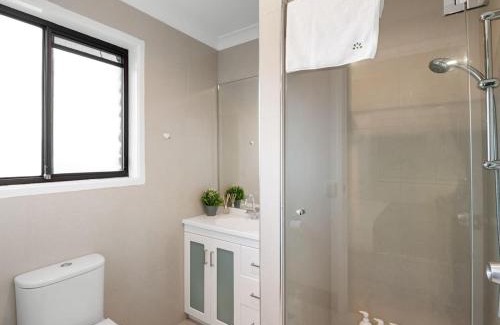 Sunnybank Hills Maison | Sunnybank Hills Retreat 6 Beds Near Market Square