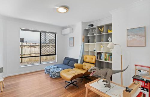 Sunnybank Hills Maison | Sunnybank Hills Spacious 5BR Home for Families