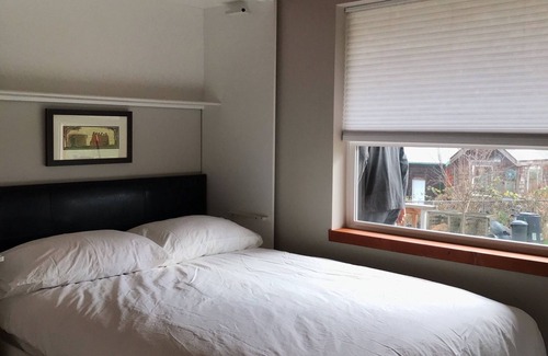 Courtenay Maison | Sunnyside House- 30mins from Mt. Washington