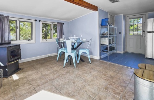 Newbury Maison | Sunnyside