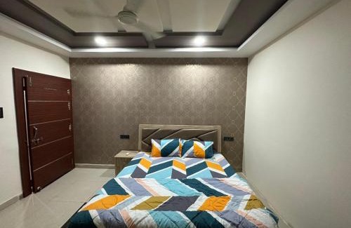 Gwalior Appartement | SunRays - Unique 3BHK in the Heart of the City