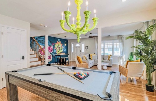 Atlantic City Maison | Bad and Beachy Playce: The Ultimate Bach Spot