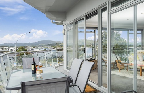 Papamoa Beach Cottage | Sunrise Retreat - Papamoa