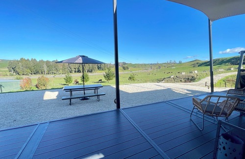 Hangatiki Maison | Sunset, 2 Bed W/outdoor Bath