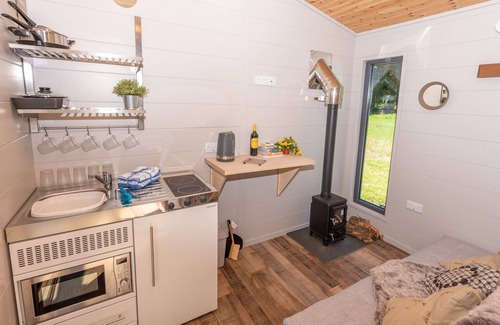 Barnstaple Cabine | Sunset Cabins at The Oaks Woodland Retreat