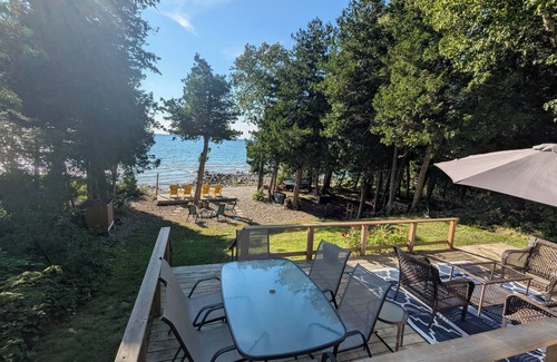 Saugeen 29 Cottage | Sunset Cottage -Discover your lakeside paradise on Lake Huron