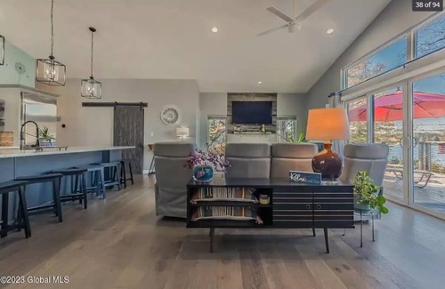 Galway Maison | Sunset Cove