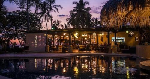 Esterillos Este Hôtel | Sunset del Mar Beach Resort