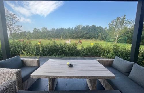 Lutten Maison | Sunset Lodge