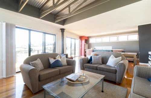 Sunset Strip Maison | Sunset Meadows