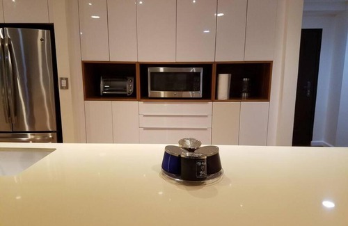 Playas de Tijuana Appartement | Sunset Ocean City Views... Easy Walk To The Beach
