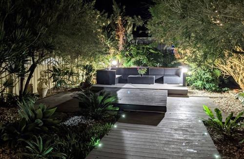 Anna Bay Maison | 'Sunset on Birubi' - Animaux acceptés, climatisation, vue sur l'eau, WIFI et spa extérieur
