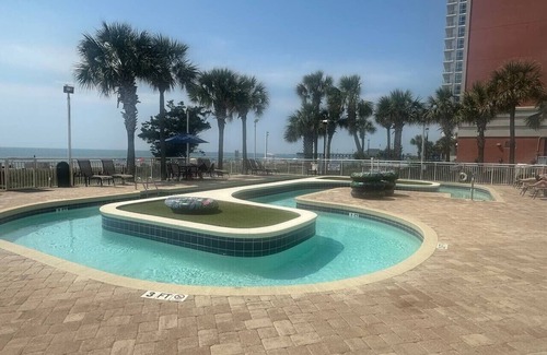 Myrtle Beach Copropriété | Sunset Over Six, Great Location