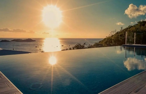 Malendure Villa | Sunset Palm - Creole villa with pool and view of the Cousteau Reserve