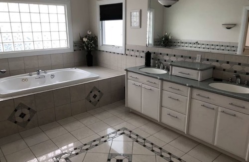 Seaside Heights Maison | Sunset Paradise on the Bay w/Pool & Roof Top Views